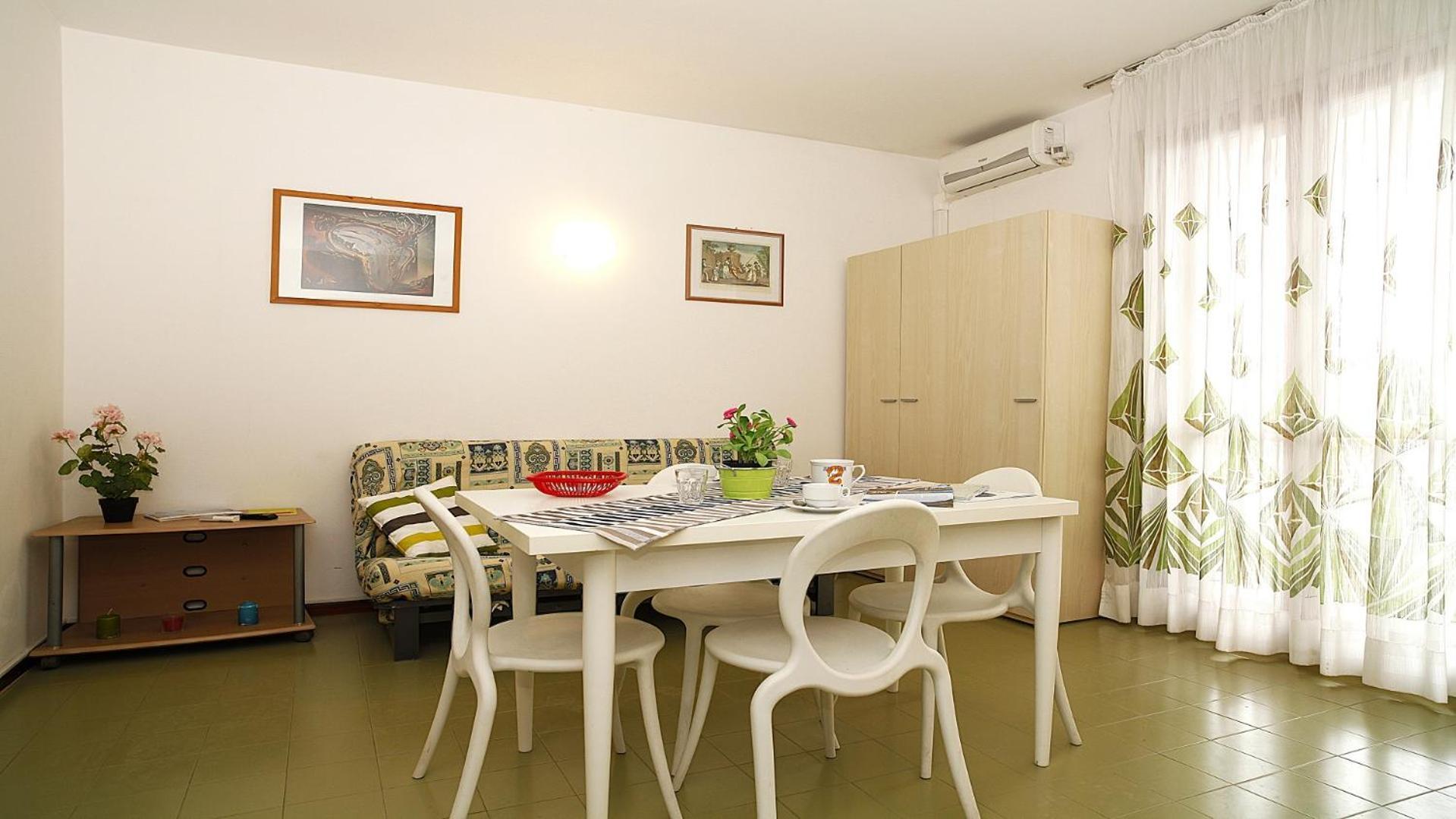 Residenza Gardenia Lejlighed Lignano Sabbiadoro Eksteriør billede
