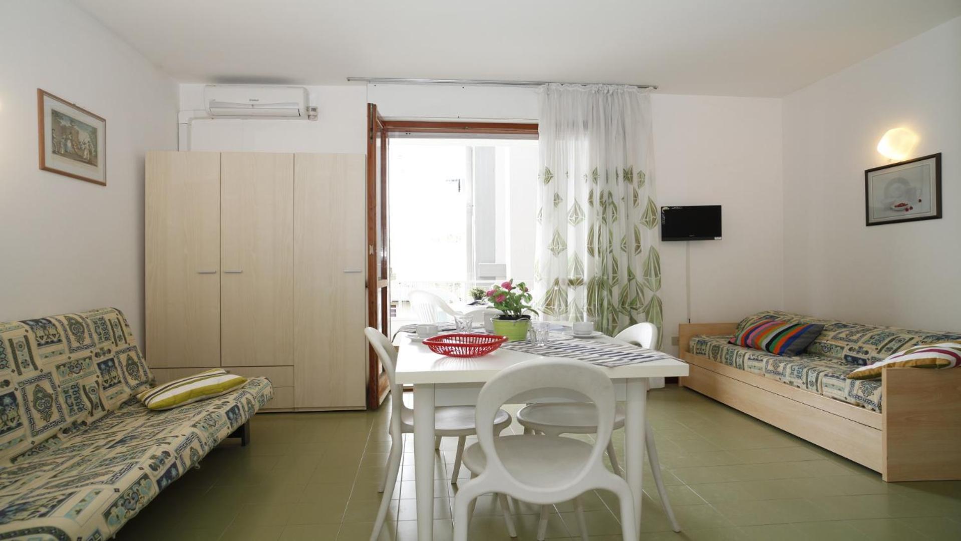 Residenza Gardenia Lejlighed Lignano Sabbiadoro Eksteriør billede